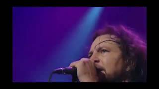 Pearl Jam - Gonna See My Friend (ACL 2009)