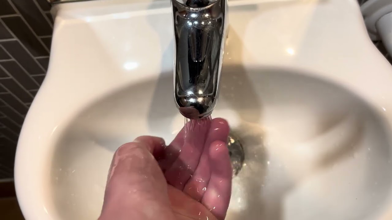 Anda Series 2000 ST at Nando's - Cardinal Park, Ipswich - ♿️🚼