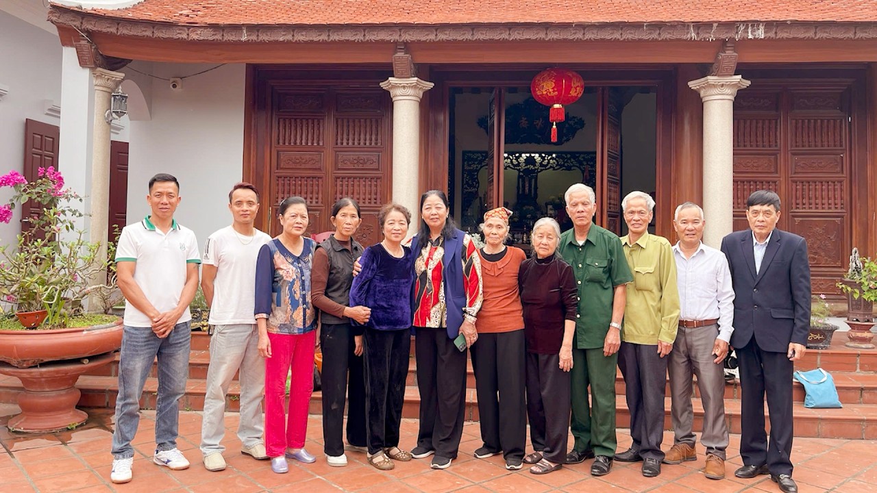 ANH EM CON CHÁU ĐÔNG TRIỀU VỀ THĂM QUÊ HƯƠNG ĐẦU XUÂN BÍNH NGỌ