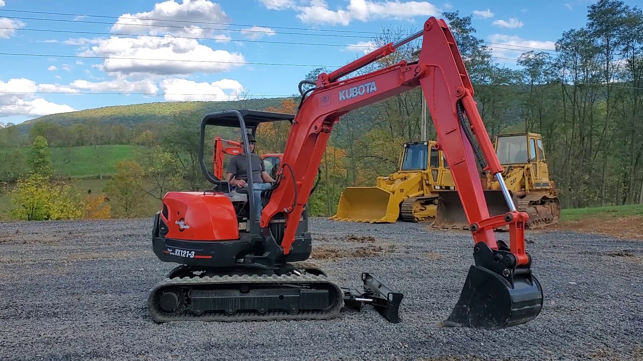2009 Kubota KX121-3 Mini Excavator w/ Angle Blade: Running