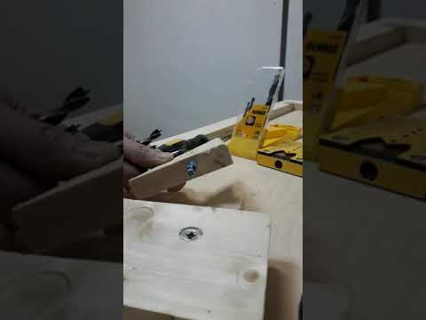 Эксцентриковая мебельная стяжка.