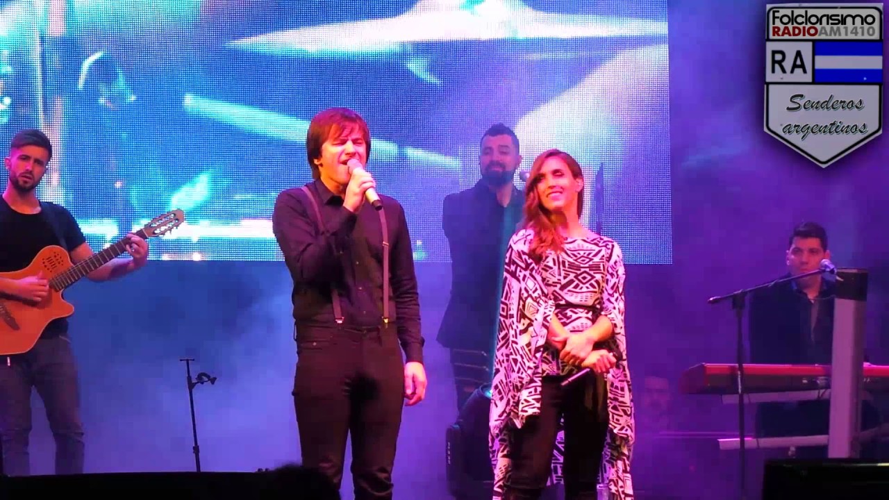 Tocando al frente - La Sole y Nahuel Pennisi en la noche de las librerias