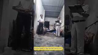 Đại Diện BLB cùng bệnh nhân cầu nguyện 