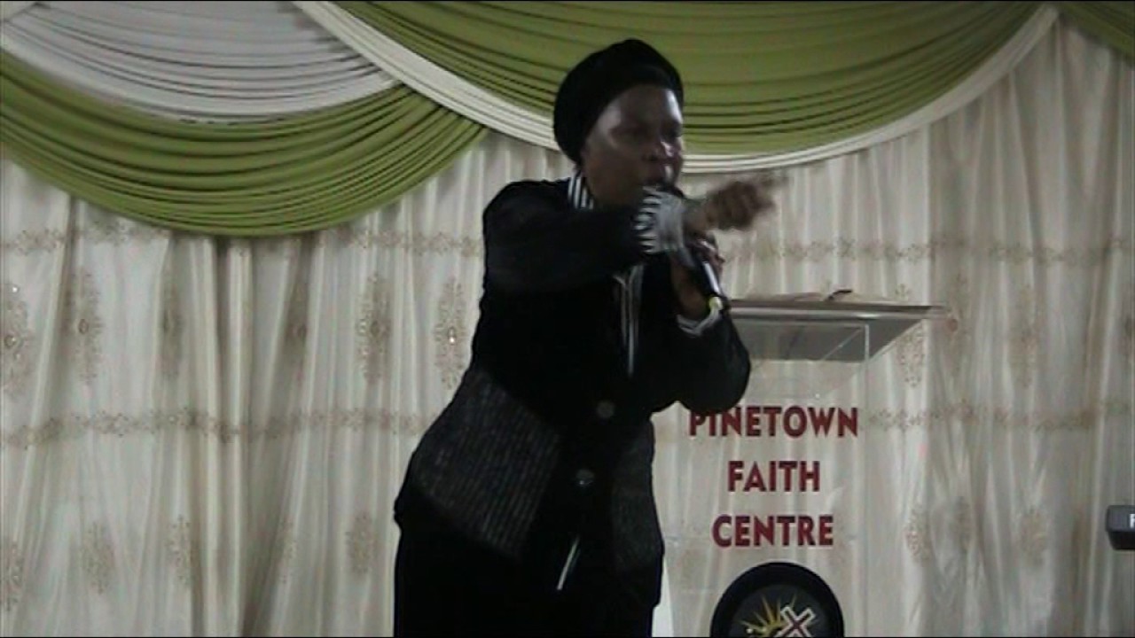 Mam Madlala masesikholwa sibopha isiqhwaga 1