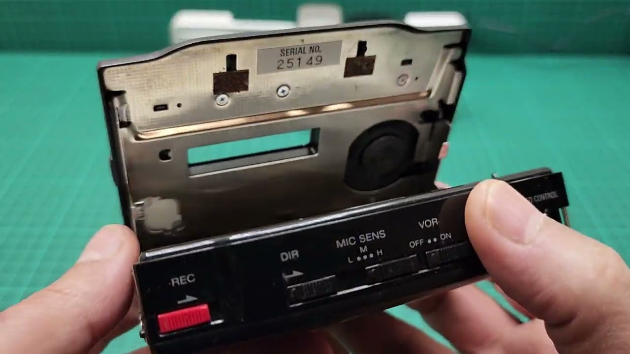 ポータブルプレーヤー SONY TCS70 カセットプレーヤー】 SONY TCS-70 ジャンク - メルカリ