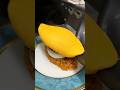 日本一のオムライスが新宿に上陸！ハンバーグとカマンベールの組み合わせもピッタリ【さん太】