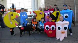 Minneapolis/St. Paul Halloween Monster Dash 5K - October 31 2009 - Pac Man Costumes!