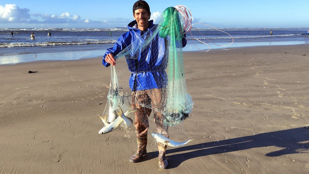 Pescas de tarrafas,  Imbé, barco encalhado e tainhas saindo! #pescadetarrafa #tainhas