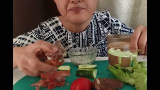 видео: Мукбанг горбуша х/к и говядина картинка: Мукбанг горбуша х/к и говядина