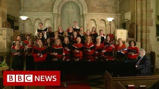 Trump impeachment inquiry sung by a Christmas choir - BBC News