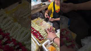 Visitiamo il mercato dei fiori più grande della Thailandia, a Bangkok