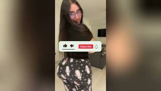 "Annabelladoee" Beautiful and Fascinating TikTok model