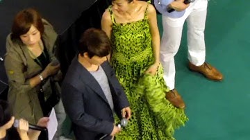 Donghae being rejected at skip beat promo
