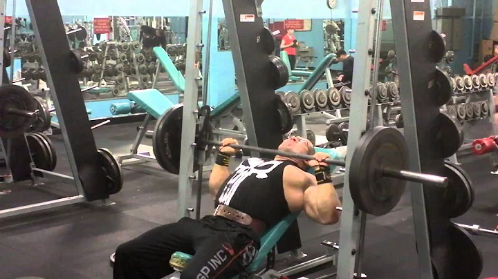 Chest training- Hector Mendoza