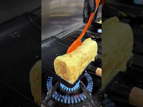 서울에서 계란말이를 주문하면 생기는 일 korean egg roll #koreanfood #foodshorts