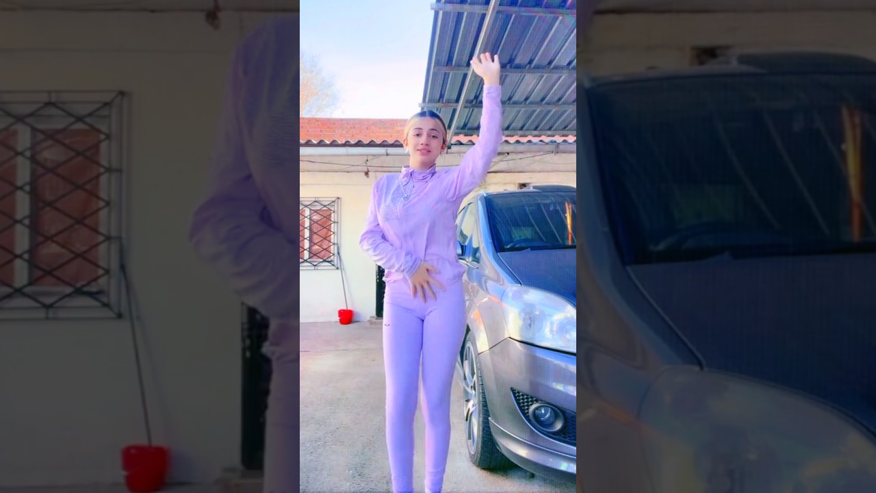 GITANA GUAPA BAILANDO RUMBA ESPECTACULAR CON ALEGRIA ✨💃💙❤️💚 