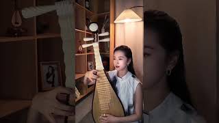 Classical Pipa Meets Modern Pop in 'La La Land' Magic