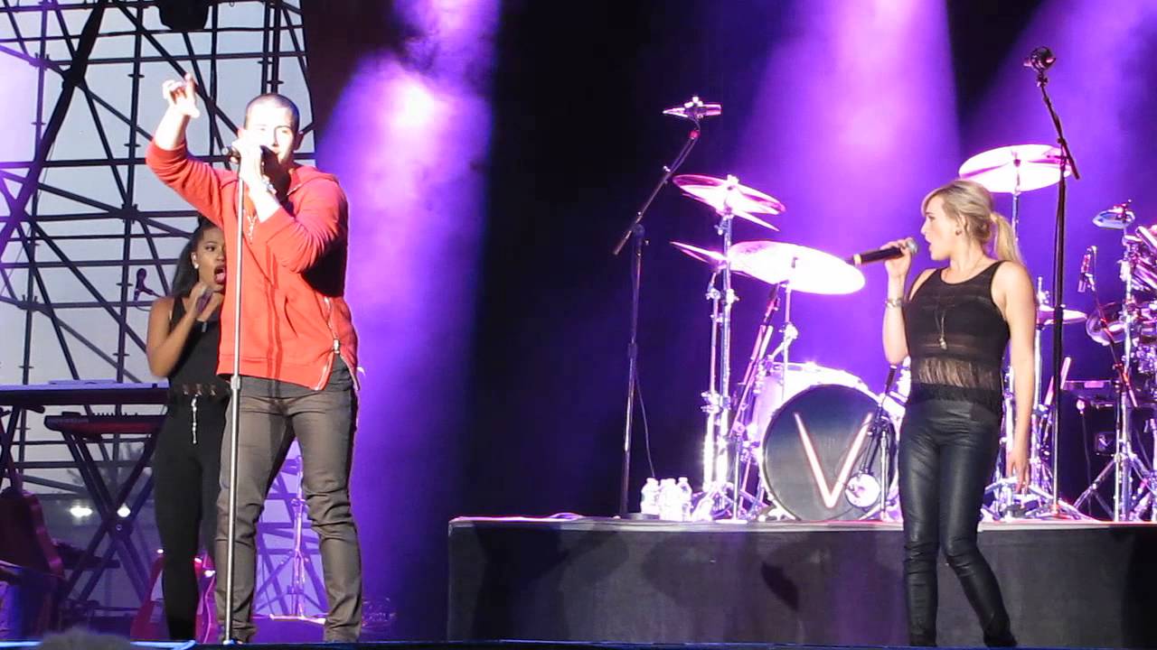 Nick Jonas - Teacher (Live) Hershey Park, PA