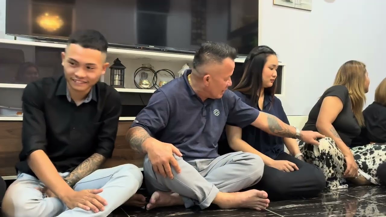 ROMBONGAN DARI MIRI DAN BINTULU //ADAT BETERANG JADI BERTUNGGAL DI LAMBIR