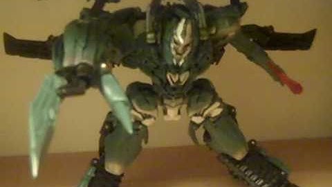 Transformers Revenge of the Fallen Voyager Megatron Toy Review