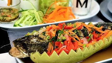 STEAMED SNAKEHEAD FISH OR cá lóc hấp bầu