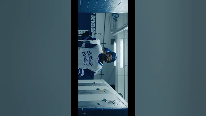 Hockey IS cinematic🍿 #fyp #sportsvideographer #viraledit #detroitcc #cinematichockey #michigan