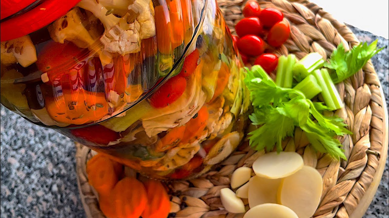 طرشي كويتي ( اچار ) من تجهيزات رمضان