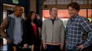 Happy Endings - Gay things Max does