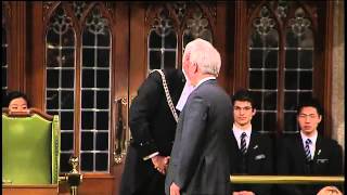 Harper honours Sergeant-at-Arms Kevin Vickers for his actions during Wednesday's attack
