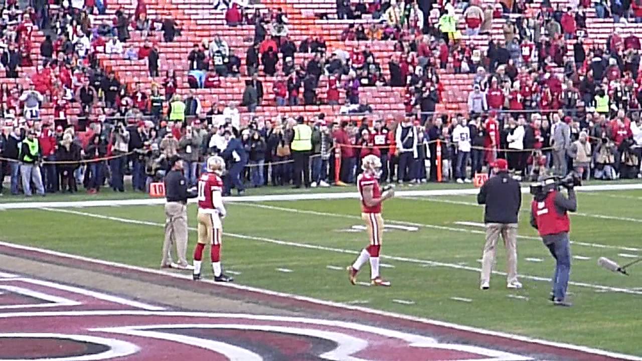 Colin Kaepernick Pregame 49ers vs Packers NFC Division Playoffs January 12, 2013