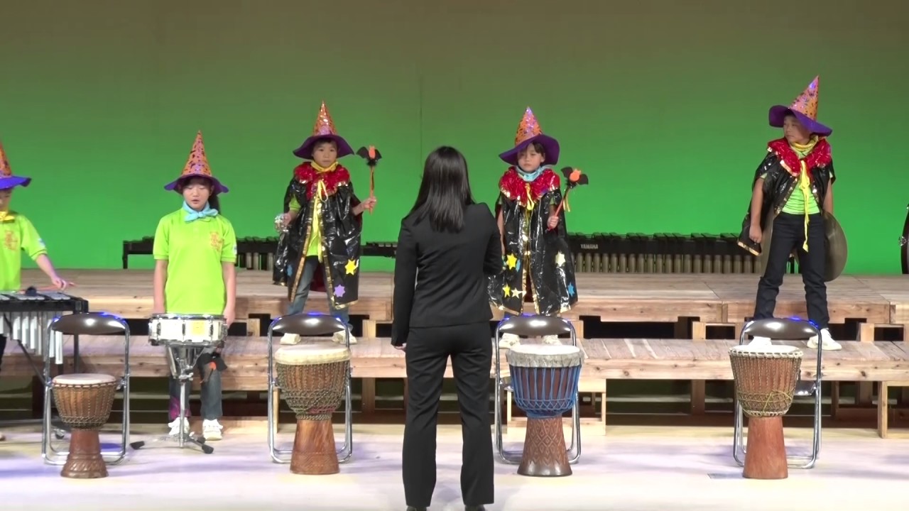 おかしのすきなまほうつかい ジョレ 安城小学校第39回西之表市小 中学校合同音楽祭での音楽劇 合奏 Youtube