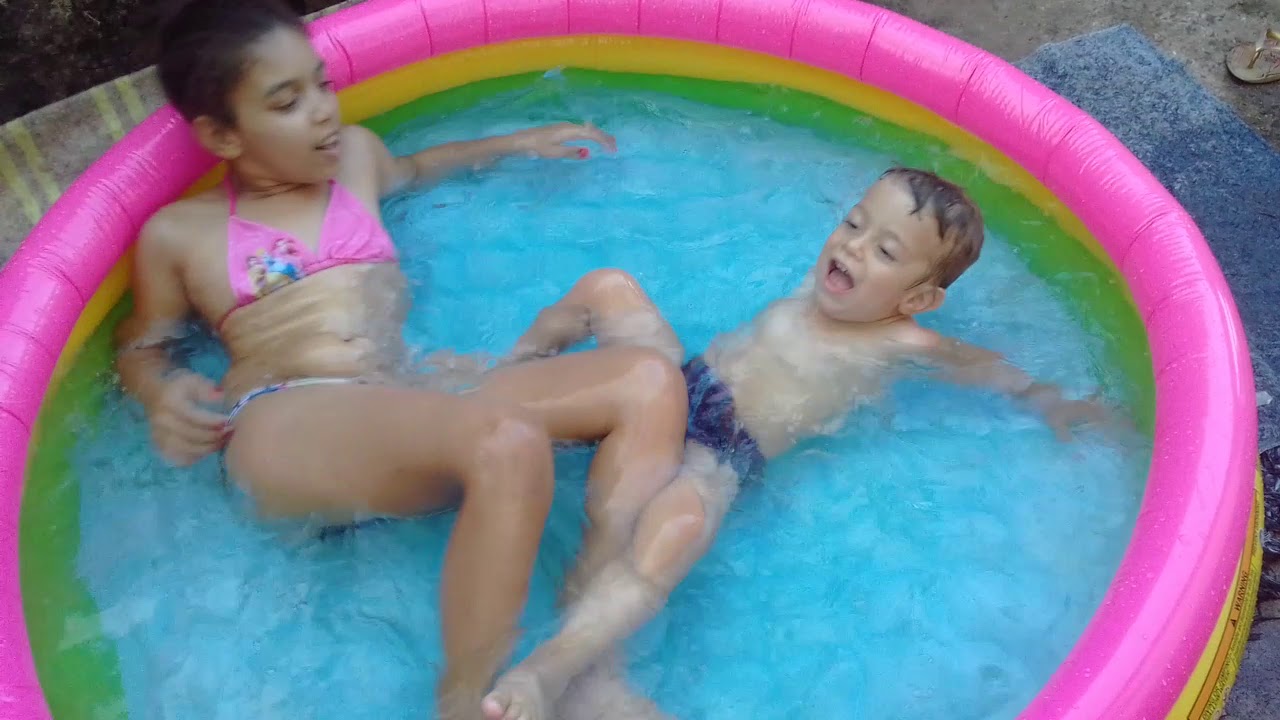 Delicia piscina de domingo