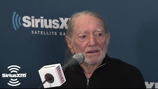 Willie Nelson "I want to duet with Barbra Streisand" // SiriusXM // Willie's Roadhouse 2012