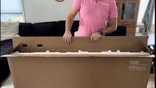 2023 Samsung 65' S95C unboxing and wallmounting