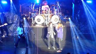 Whitesnake - You Keep On Moving w/guest Glenn Hughes