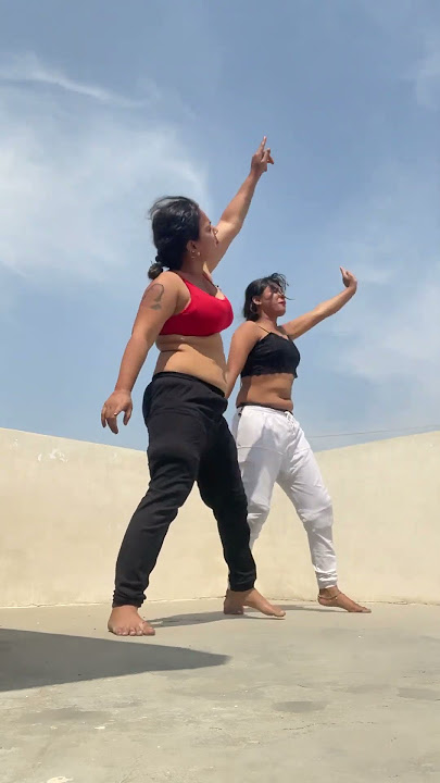 Delhi Lal Kila Ra Ra Ra ￼LalQila #RedFort #SaraRara #DelhiDiaries #ViralReels #TrendingNow #Incredib