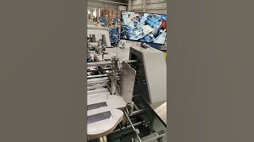 Laminated crash lock bottom box with double window