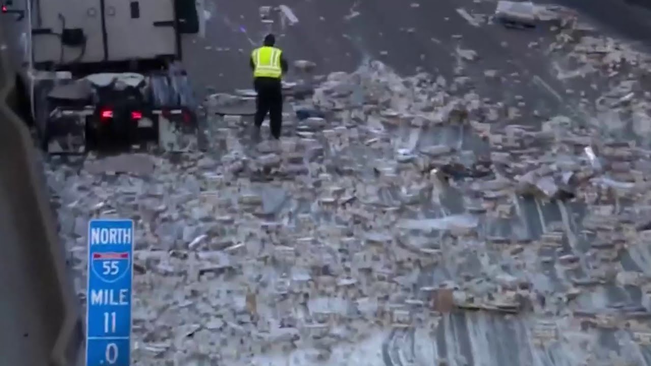 Crash of sauce-hauling semi shuts down Interstate 55 in Memphis - YouTube