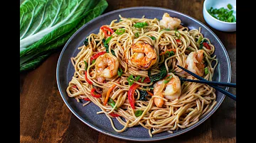 THE BEST SHRIMP LO MEIN RECIPE!