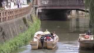 佐原の小江戸川端風景、さっぱ舟、樋橋の放水