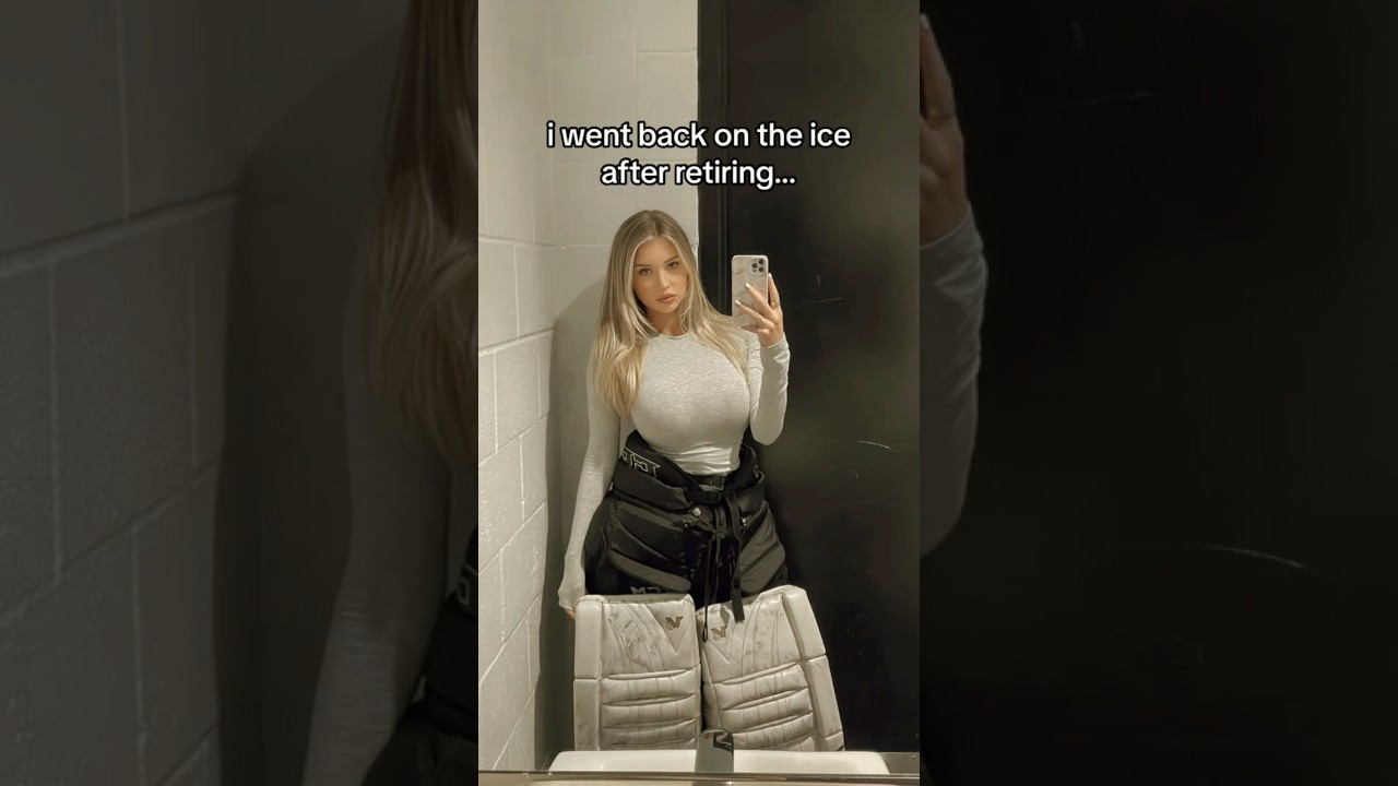 This Girl is a real ice hockey goalie? 🫠 #hockey #icehockey #cute #nhl
