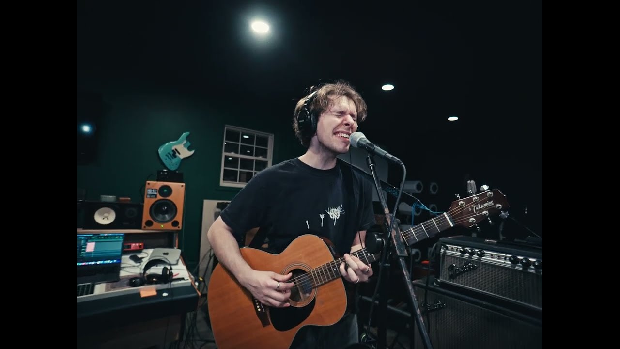 SOPHIA - NIHILIST (LIVE ACOUSTIC) - YouTube