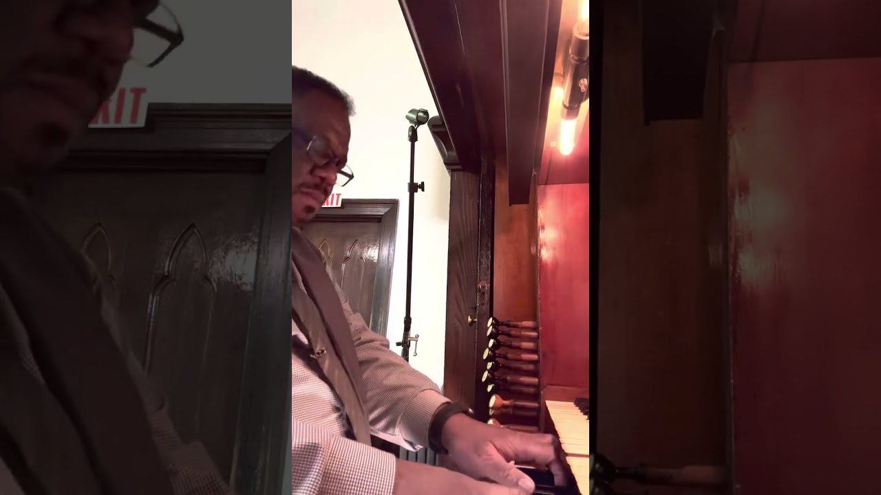 Chris Fleischer, Pipe Organ- The Solid Rock(My Hope Is Built On Nothing Less)