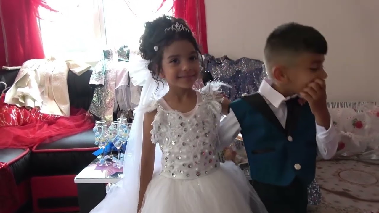 Naziv ve Mikerem Sünet Dügünü Венелин 1 част