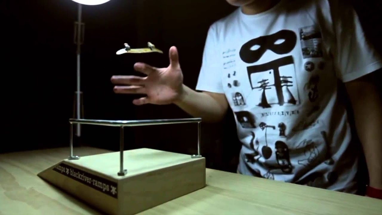 Fingerboarding in Taiwan / Музыка: Алексей Рыбников - Детский сад