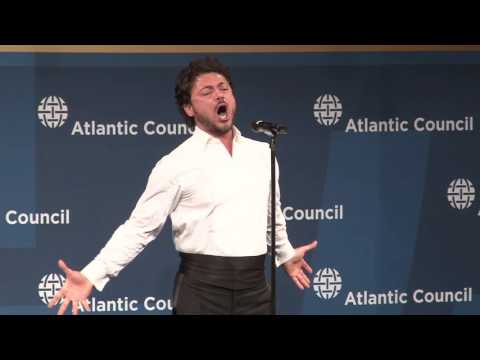 Vittorio Grigolo performance of Nessun Dorma at the Distinguished Leadership Awards