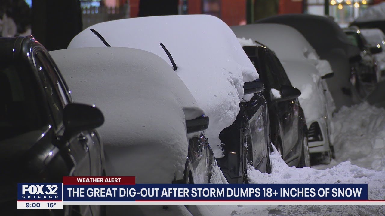 Chicagoans begin digging out after storm dumps 18+ inches of snow - YouTube