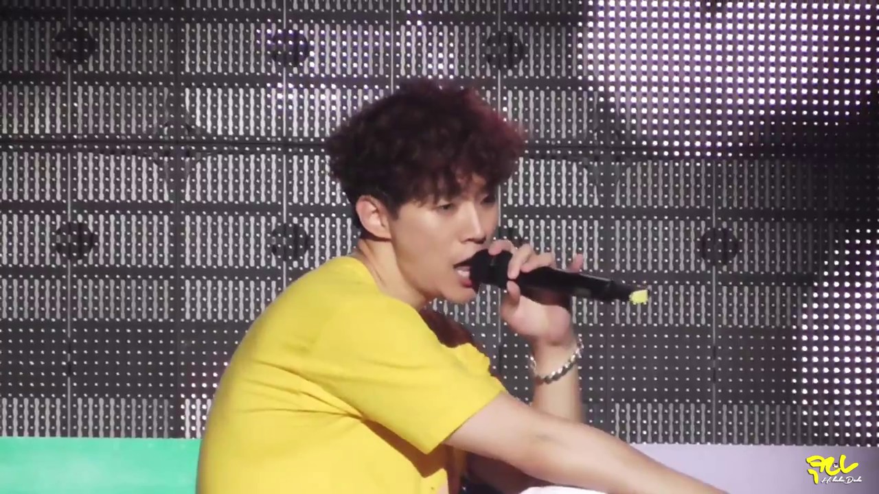 石野真子/BAND TOUR 2010 Life is beautiful～2… Life is Beautiful - YouTube