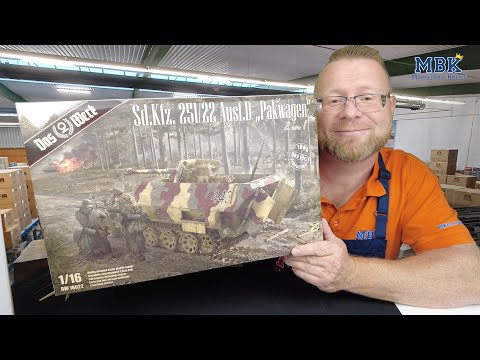 Video: Das Werk DW16022 Sd.Kfz. 251/22 Ausf.D Pakwagen (1/16)
