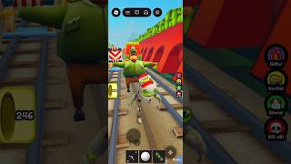 Guard chasing Robot🤯 #roblox #subwaysurfers #subwaysurfs #shorts #sybotv #gaming